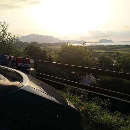 Kaixo Autocaravana En Camping Kemp Zarautz