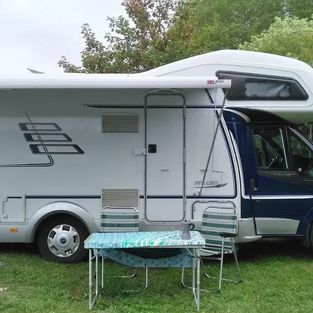 Kaixo Autocaravana En Camping Zarautz